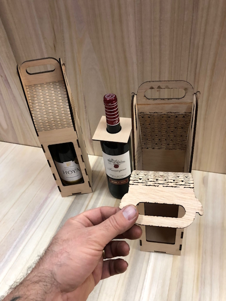 Caja de vino expositora 30 cm